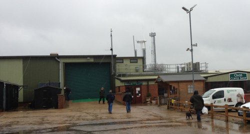 Entrance to Wood Green Aminal Shelter