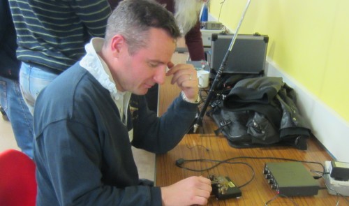 Rob M0KCP calling CQ with a CW paddle
