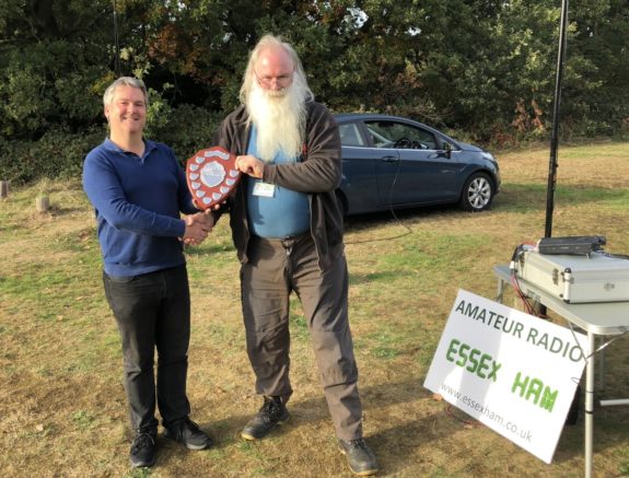 Peter G0DZB, RSGB Region 12 RR, presenting the Region 12 Club of the Year 2017 award