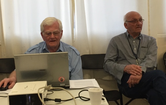 Vic G6BHE presenting, with Dave G4UVJ at SEARS April 2015