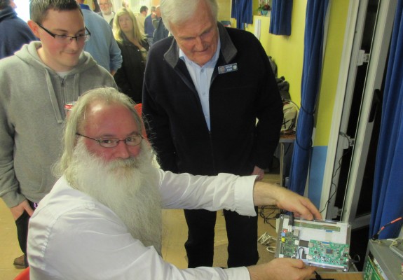 Peter G0DZB with his Raspberry Pi panadapter at CARS Skills November 2014