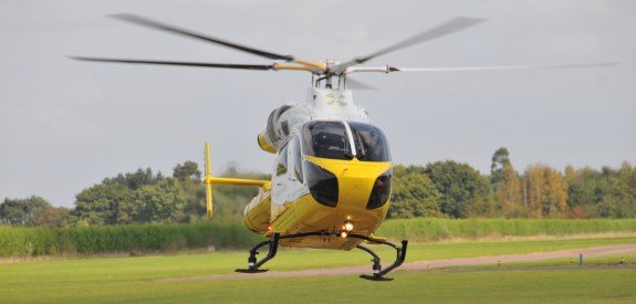 Essex Air Ambulance touching down - 01 Oct 14