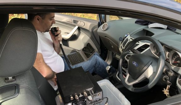 Charlie M0PZT, working some in-car 40m HF