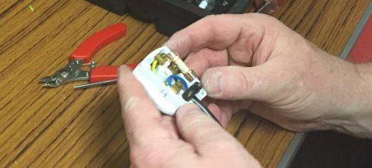 Wiring a mains plug - one of the Intermediate practical assessments