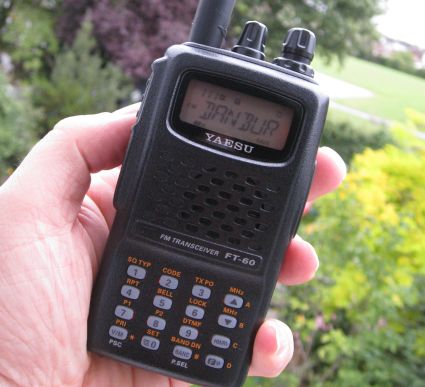 Yaesu FT-60 Dual Bander